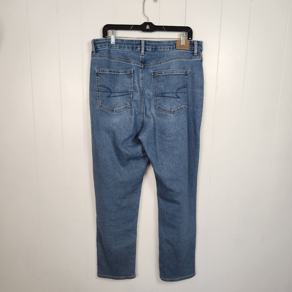 American Eagle Curvy Mom Jeans AEO High Waisted Rise Light Wash Stretch Size 14 - Picture 5 of 13